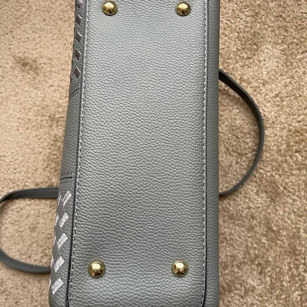 Purse - Picture 2 of 3